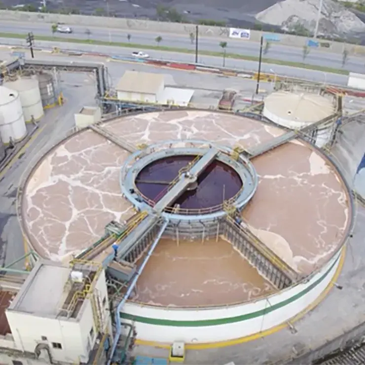 3.5 m3/t consumo de agua